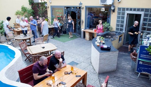 Station Hostel For Backpackers