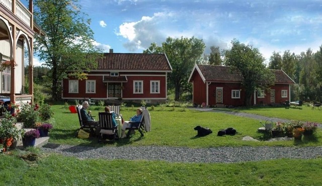 Staurheim gård
