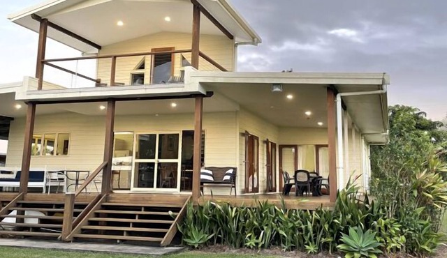 Stay at the ‘Seafarer Cottage’