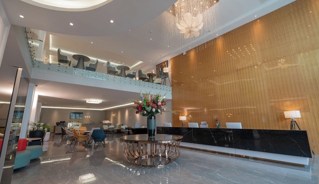 Stay Easy Plus Hotel
