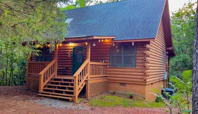 Stay for Independence Day at Pike's Peak - Wifi and Hot Tub! - Callaway Gardens