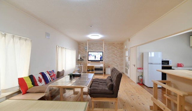 STAY IN OTAKI