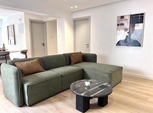STAY Metropolitan Luxe Apartment