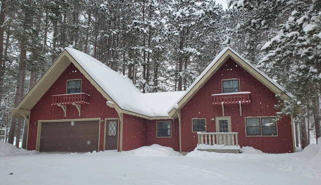 Stay-N-Play Chalet! Rate discounts are in effect through March. Book Now!