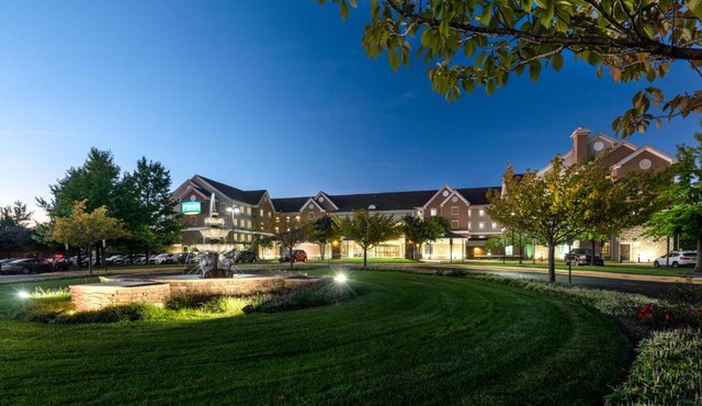 Staybridge Suites Chantilly Dulles Airport by IHG
