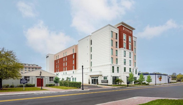 Staybridge Suites Winter Haven - Auburndale