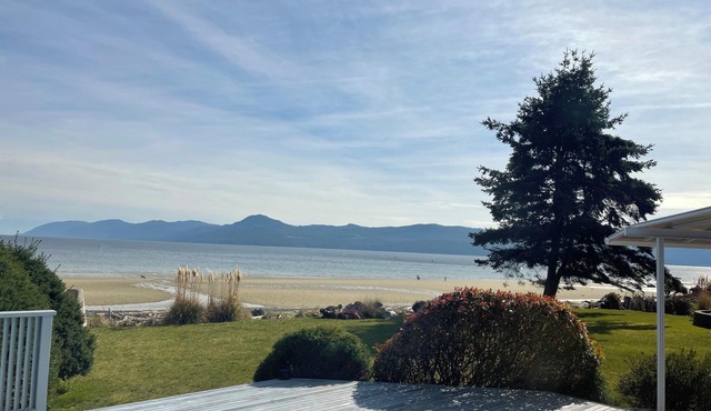 Staycation Cottage with your private beach