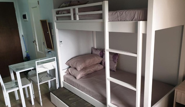 Staycation Unit in Studio City for Rent