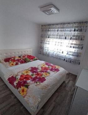 Steffi Apartment