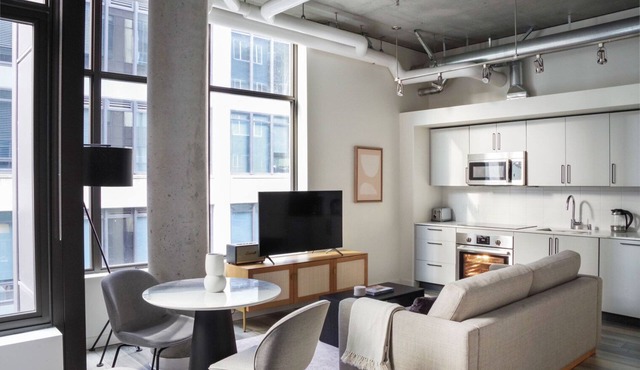 Stellar Bell Town Studio w/Rooftop, nr Dining & Shops, by Blueground