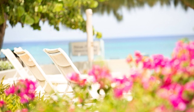 Step Into Paradise on Seven Mile Beach - Ground Floor Two Bedroom