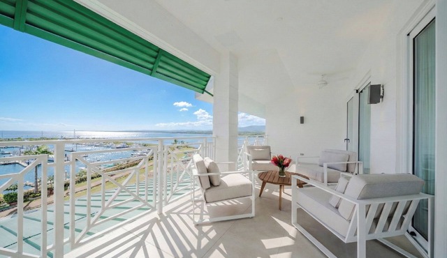 Step into unparalleled luxury and expansive comfort at our Signature Residences!