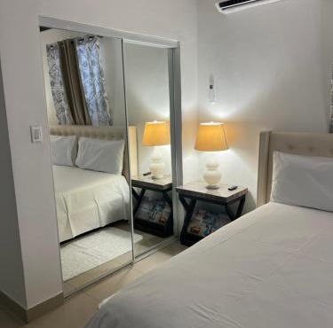 Steps Away from Adventure -2bedroom & 2 Bath