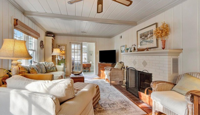 Steps from Dewey Beach & Rehoboth Bay – 3BR Coastal Cottage Escape