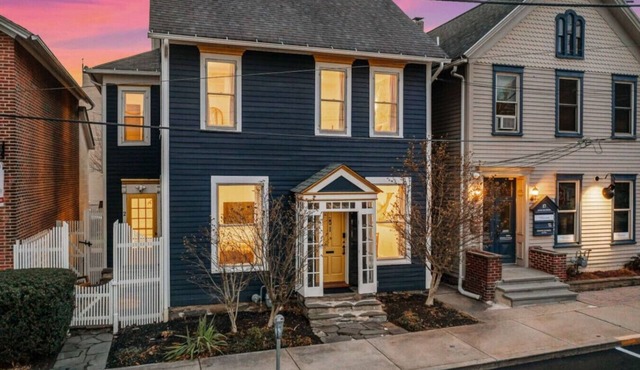 Steps From Downtown Stroudsburg | 2BR + Sleeps 4