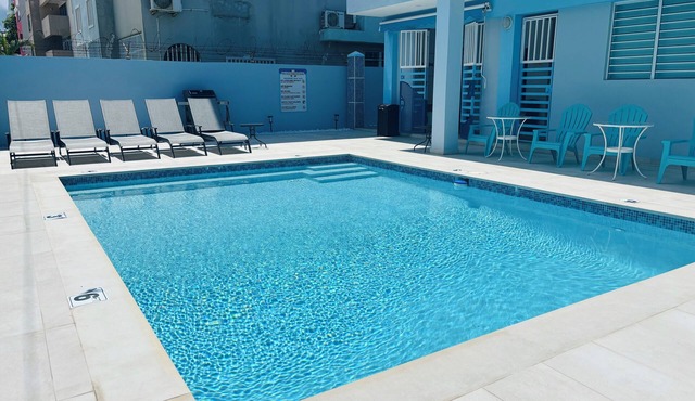 Steps Luquillo Beach. Cozy Family Resort, 27 Guests