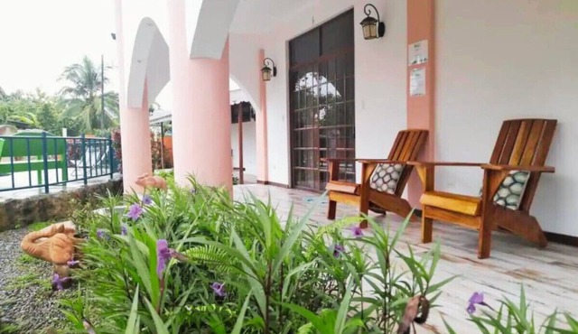 Steps to Beach | Quiet Spot | Near Dining | Pool