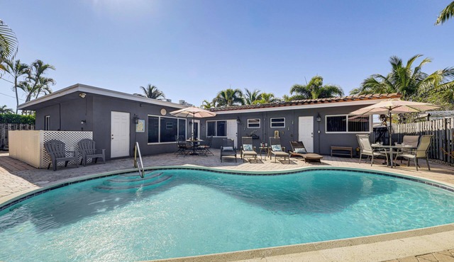Steps to Beach! Villa w/Shared Pool