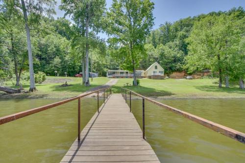 Steps to Pickwick Lake! Home w/Sunrooms & Views