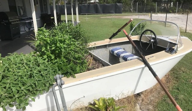 STINGRAYS (Unit 2) Duplex