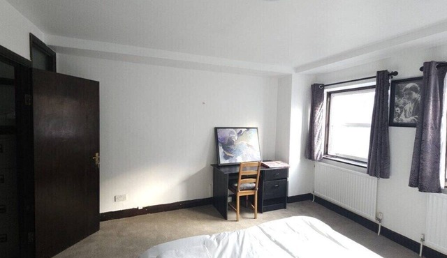 Stockwell Station Double Room