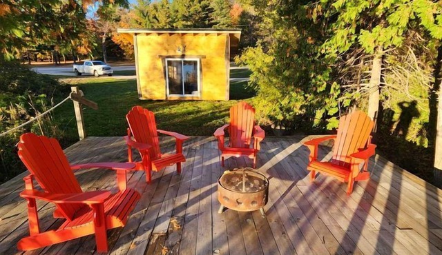 Stoco Lake Lodge