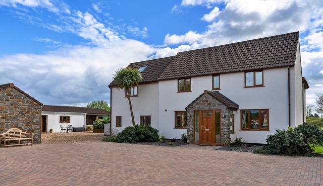 Stone Bow Farmhouse
