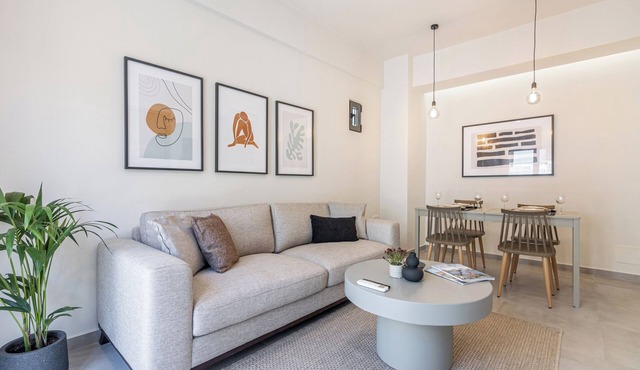 Stone Haven Apt 2, By IdealStay Experience