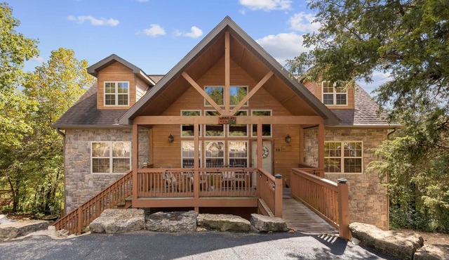 Stonebridge Twin Lodge - 2 Living areas with 2 Huge Decks Gas and Charcoal Grills! | 20
