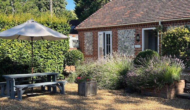 Stonehenge Cottages