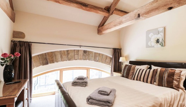 Stoneycroft Barn