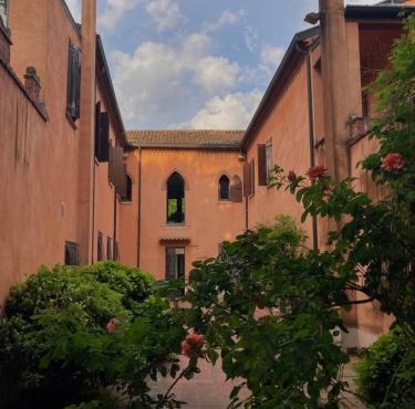 Storico appartamento con parco