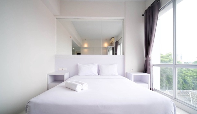 Strategic And Comfy Studio (No Kitchen) At Grand Darmo Suite Apartment