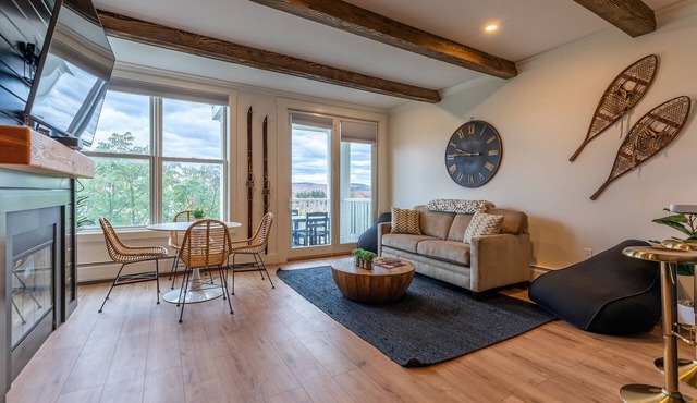 Stratton Mtn Studio | Renovated | Walk to Lifts