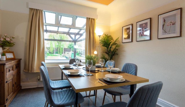 Strawberry Fields House - Air Host & Stay - 3 Bedroom