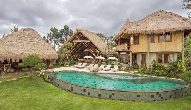 Stream & Rice Fields View 5BR Villa, Ubus - W/Daily House Keeping!