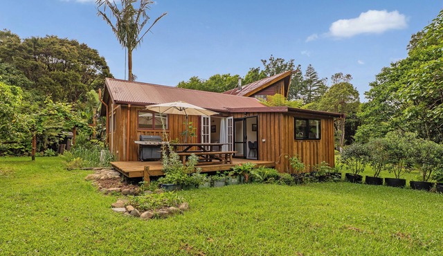 Stream-side Cottage - Driving Creek Coromandel