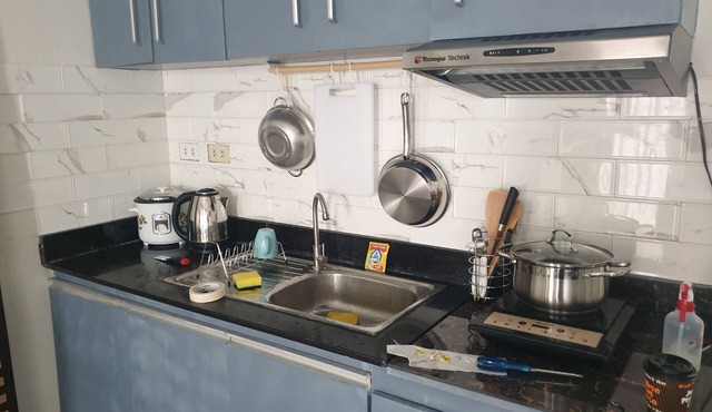 Strong internet, hot shower, cozy place. Your home away from home
