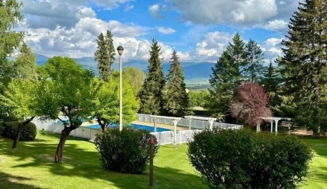 Studio 2 rooms Pool, Cadí Views, Gym and Games Area