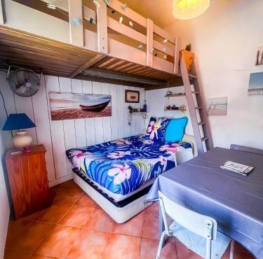 Studio 3 personnes avec Mezzanine