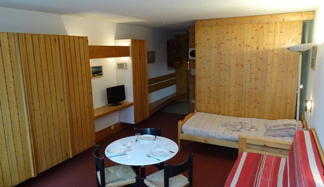 Studio 3 pers à Arc 1600, balcon exposé sud, skis aux pieds, WiFi - FR-1-411-421