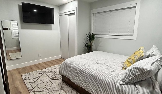 Studio 37- Modern Detached Studio in Central San Diego w/free on-site parking!