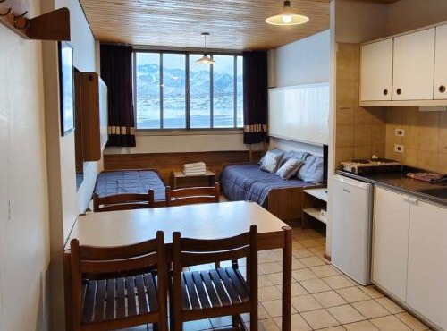 Studio 4 pax, Edificio Cirrus 950