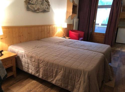 Studio 4 pers avec balcon, parking et wifi - Proche thermes et centre de Brides-les-Bains - FR-1-512-171