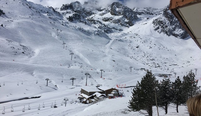 Studio 5 pl sur les pistes 1 étage res Mongie Tourmalet