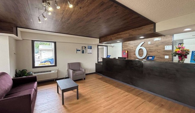 Studio 6 Suites Charlotte, NC - Northlake