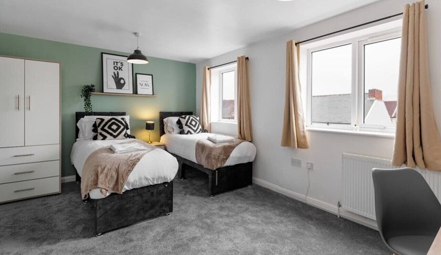 Studio 9 City Centre Fast WiFi Smart TV