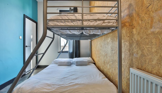 Studio 95 - Shared & Private Rooms