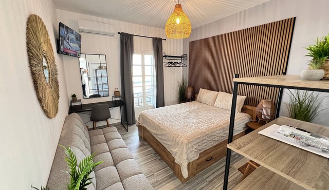Studio 'Aeolian Blu 3' with Sea View, Wi-Fi and Air Conditioning