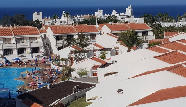 Studio Apartment 'Las Americas' with Mountain View, Pool & Wi-Fi